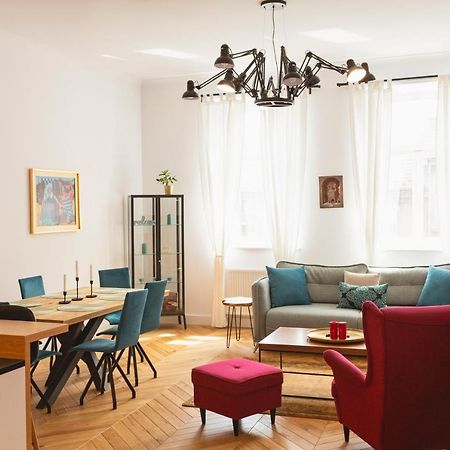 Tcf Home - Big Apartment With Free Garage クラクフ エクステリア 写真